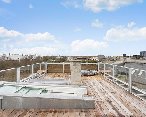 8 værelses lejlighed i København Ø