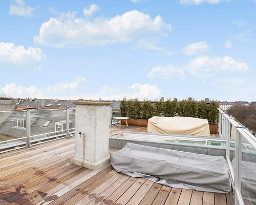 8 værelses lejlighed i København Ø