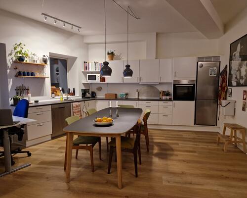 Nyere renoveret 3. værelses lejlighed