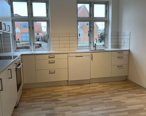 Stor 2-vær lejlighed i Dalum