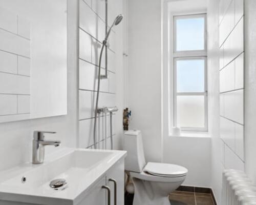 Moderne lejlighed i roligt område