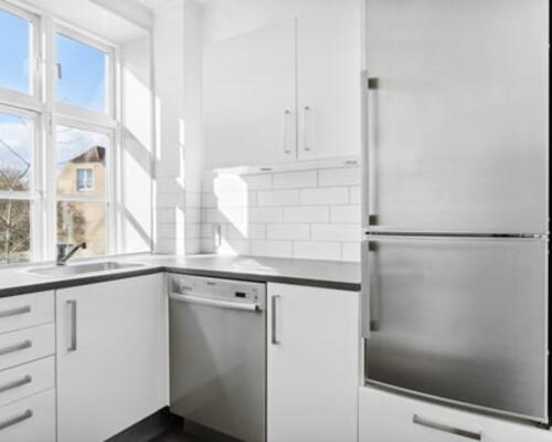 Moderne lejlighed i roligt område