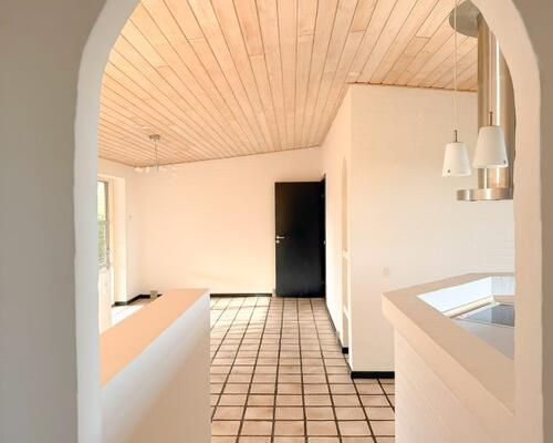 Dejligt hus i naturskønne Sabro – perfekt til dig, der søger ro og plads