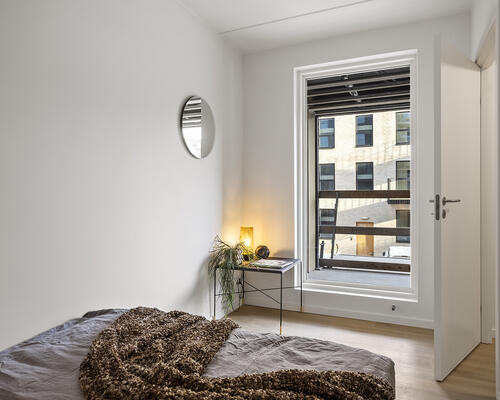 SKØN 3 VÆRELSES MED KØKKEN Ø OG ALTAN!