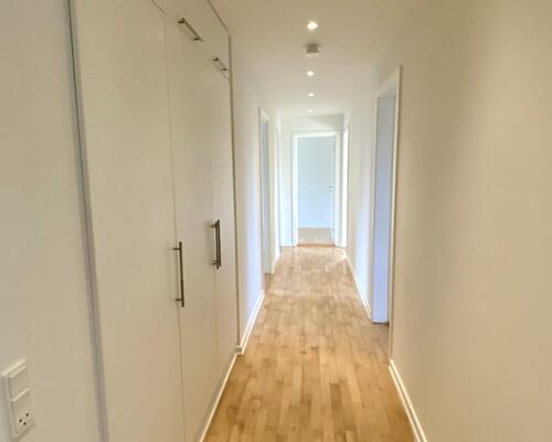 4 værelses – Solbakken 219, stuen – Munkebo