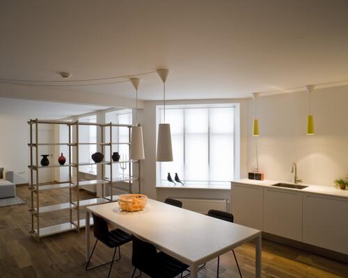 Bo fantastisk i det gamle renoverede hus fra Gevinde Danners tid.