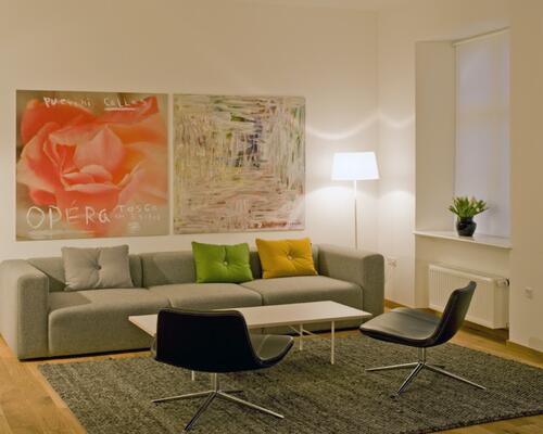 Bo fantastisk i det gamle renoverede hus fra Gevinde Danners tid.