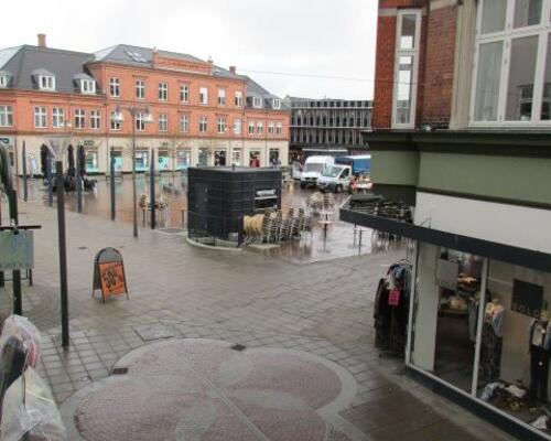 6V'er på Sct. Peders Kirkeplads