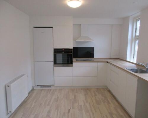 6V'er på Sct. Peders Kirkeplads