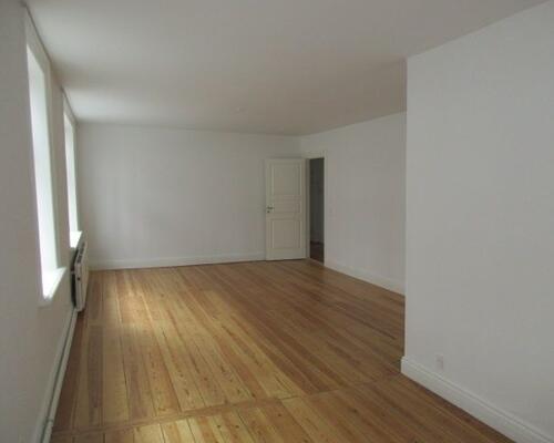 6V'er på Sct. Peders Kirkeplads