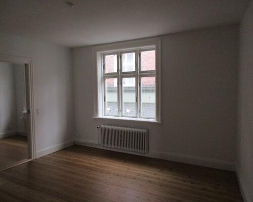 6V'er på Sct. Peders Kirkeplads