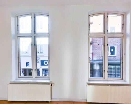 Skøn lejlighed på 88 m2 i centrum!