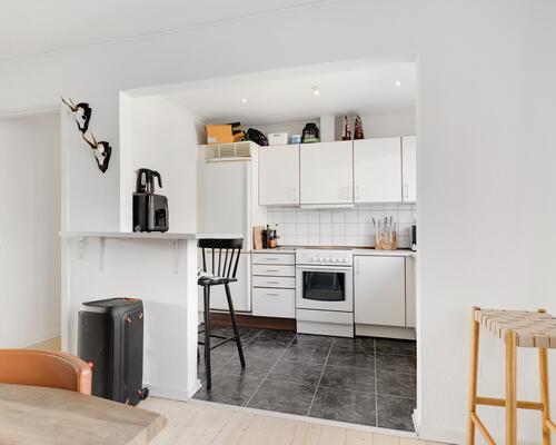 Stor 3-værelses i Skolegade