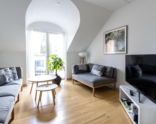 Stor lys 4-værelseslejlighed Vejle centrum