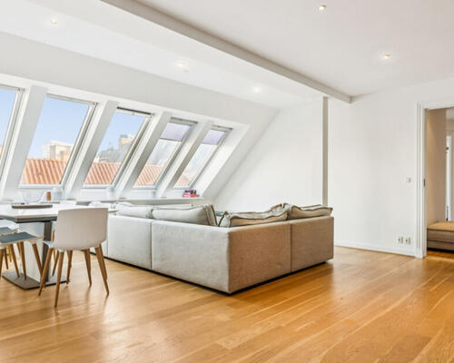 INGEN BOFÆLLESSKABER – Pilestræde – Bright 4-room apartment in the heart of Copenhagen fully furnished