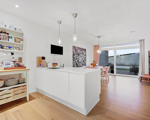 Stort, flot 4-værelses rækkehus i skønne omgivelser