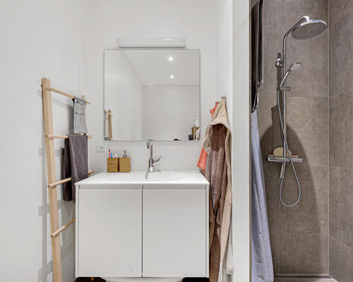 Stort, flot 4-værelses rækkehus i skønne omgivelser