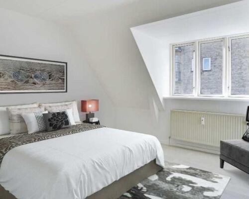 Flot renoveret 2-værelses lejlighed