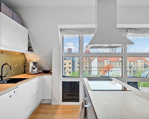 4 værelses lejlighed i København V