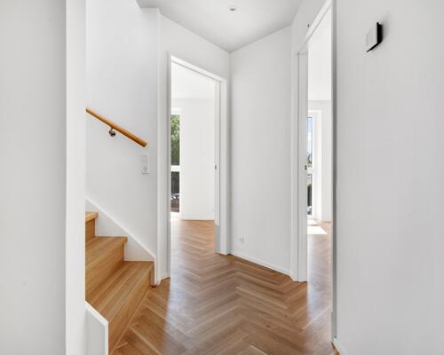 Fantastic new terrace house in Hellerup with 3+ extra bedroom in lower level