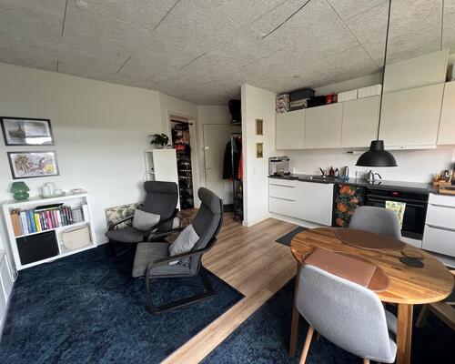 Skøn 2 vær. udlejes.