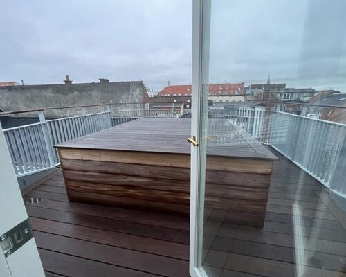 Flot og unik 3-værelses lejlighed i Aarhus C