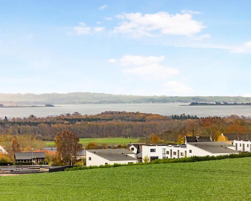 149 m2 rækkehus med fremragende udsigt og lækre fællesarealer<br>