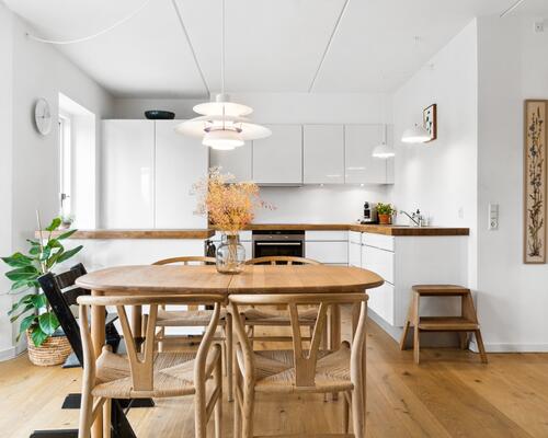 4 værelses lejlighed i Århus N