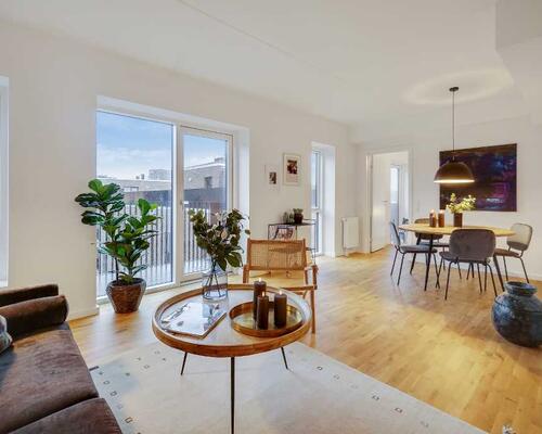 4 værelses lejlighed i København S