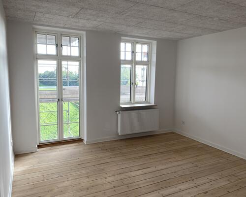 Nyrenoveret 2-værelses lejlighed