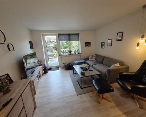 God og velindrettet lejlighed centralt beliggende 2-værelses lejlighed