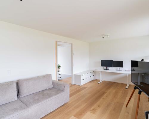 Rummelig og moderne villa i Værløse