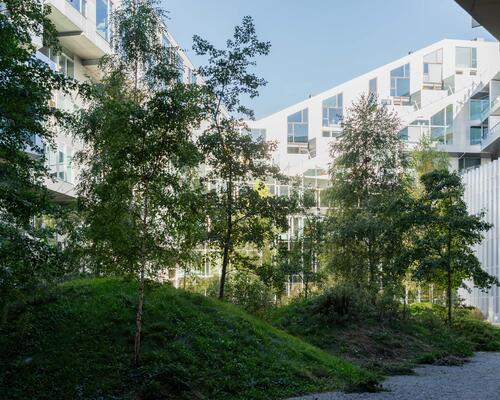 Lys og moderne lejlighed i ikoniske 8-tallet