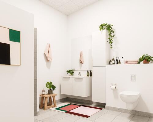 Rummeligt 3-værelses rækkehus med en skøn terrasse. Obs. alle billeder og plantegninger er vejledende. Denne bolig er spejlvendt ift. plantegningen.