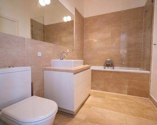 Skøn lejlighed midt i City uden bopælspligt.