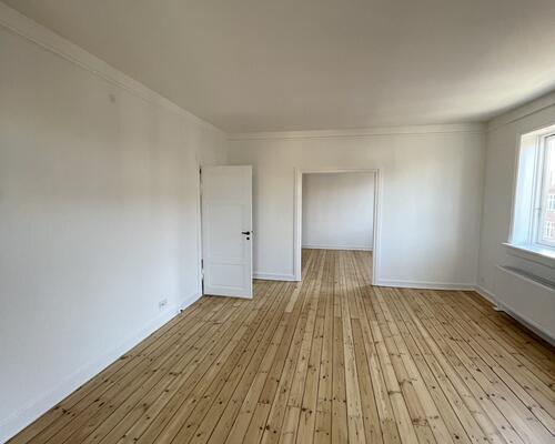 4 værelses lejlighed i Frederiksberg