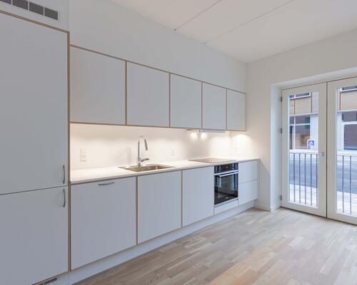 Stor 4-værelses lejlighed centralt i Hillerød