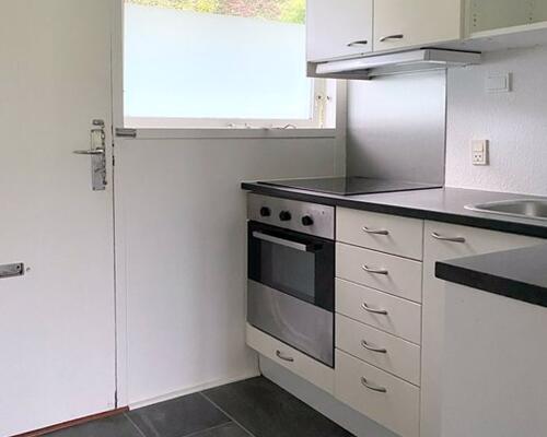 Lys 2-værelses lejlighed i Aalborg SØ