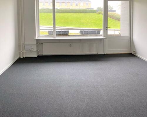 Lys 2-værelses lejlighed i Aalborg SØ