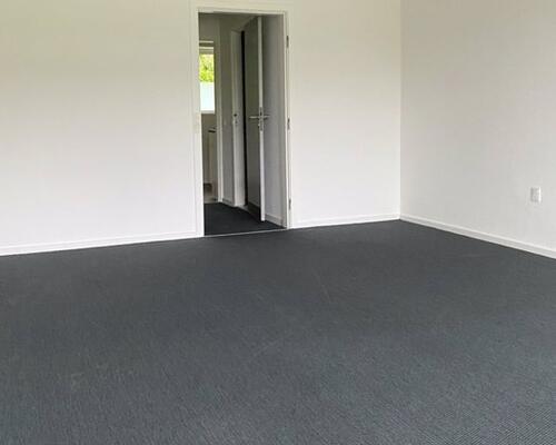 Lys 2-værelses lejlighed i Aalborg SØ