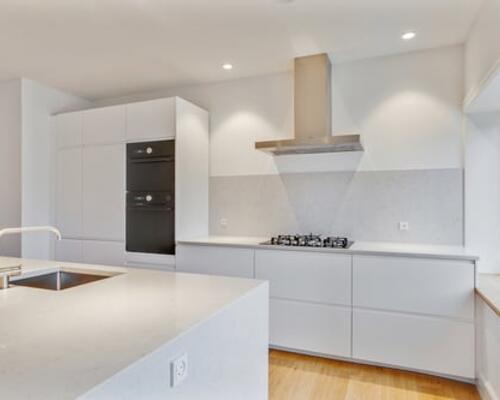 Istandsat 2-værelses med stort køkken-alrum