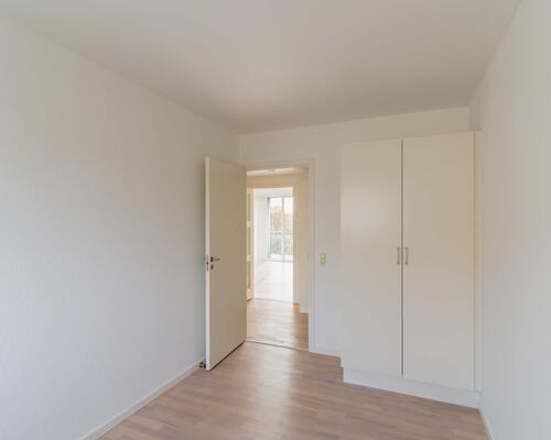 Rummeligt rækkehus i familievenligt kvarter i Ålsgårde