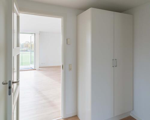 Rummeligt rækkehus i familievenligt kvarter i Ålsgårde