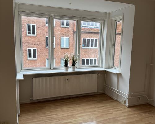 Lys 2 vær. i vestybyen