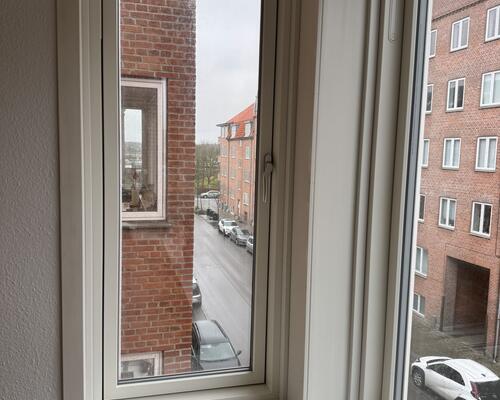 Lys 2 vær. i vestybyen