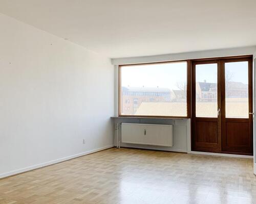 Delevenlig 2 værelses lejlighed centralt i Aarhus C.