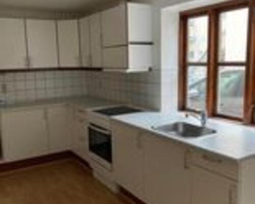 Stor 2 værelses lejlighed i Haderslev centrum