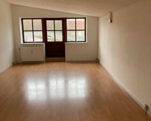 Stor 2 værelses lejlighed i Haderslev centrum