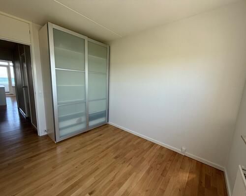 Flot 3-værelses med østvendt altan og storslået havudsigt.