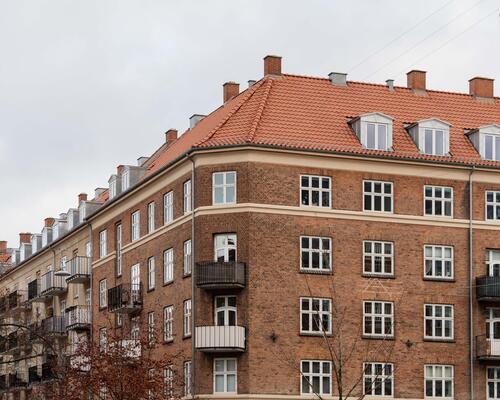 Lys og velindrettet 3-værelses lejlighed med moderne komfort